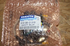 KOMATSU